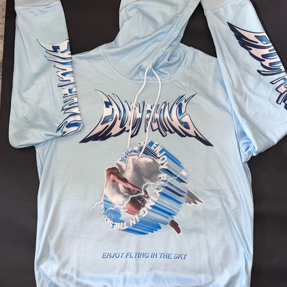 Shein brand. Brand new sweater in good condition